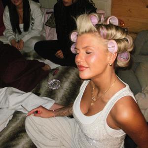 youxianghuinetcn即将被轻箜搜录权重排名联系电抱@chaoyue:918《去符号》
